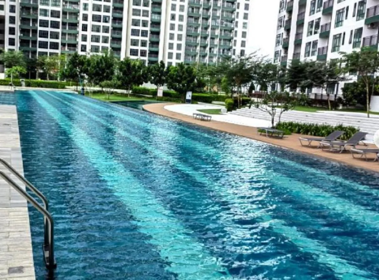 Apartamento Homenest Jb City Poolview Suite By Cozy Home Johor Bahru