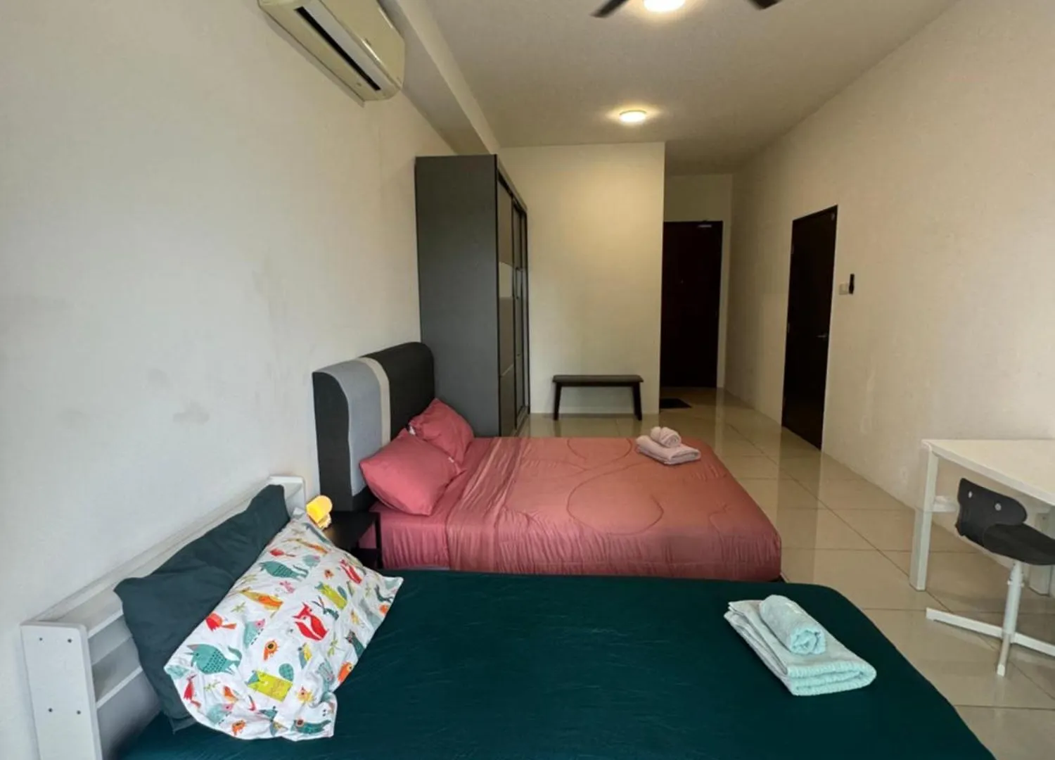 Homenest Jb City Poolview Suite By Cozy Home Johor Bahru 0*,
