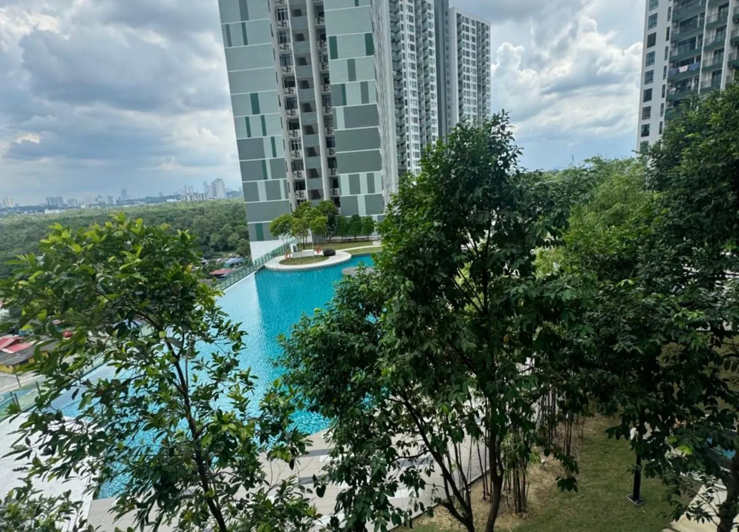 Homenest Jb City Poolview Suite By Cozy Home Johor Bahru